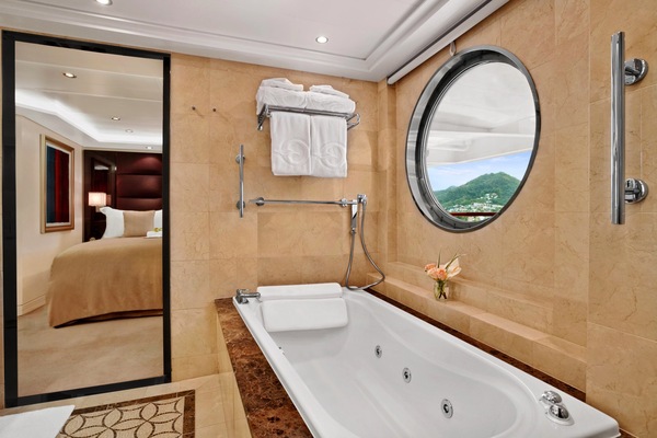 Oceania Cruises Oceania Marina Oceania Suite 7.jpg